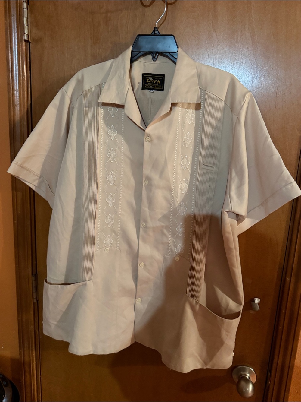 Zevá Men’s Short-Sleeve Embroidered Guayabera Shirt in Light Beige